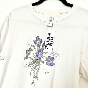 🎉Project Social T🎉🎉- URBAN OUTFITTERS